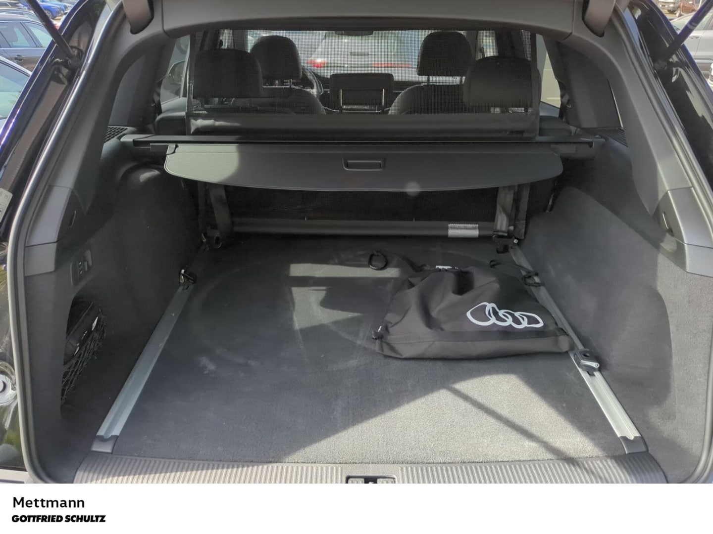 Bild über Audi Q7 SUV TFSI e 55 TFSI e quattro tiptronic - für weitere Informationen kontaktieren Sie den Audi Partner