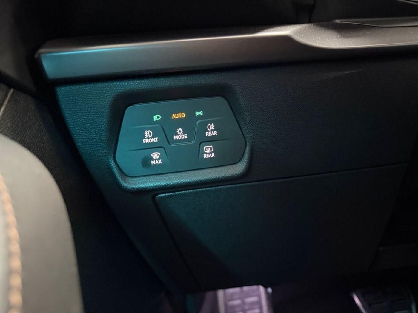 CUPRA Leon Sportstourer 1.5 TSI e-Hybrid DSG 150 kW (204 CV) — photo 16