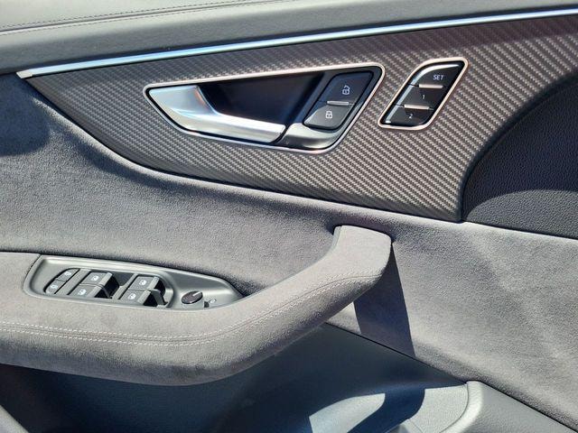 2026 Audi RS Q8 Base - Photo 10
