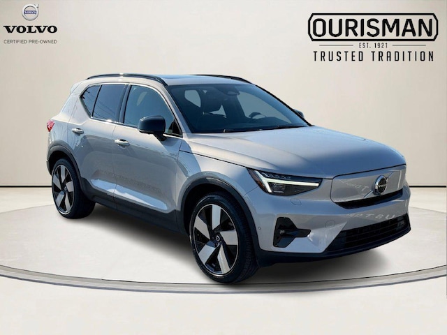 2023 Volvo XC40