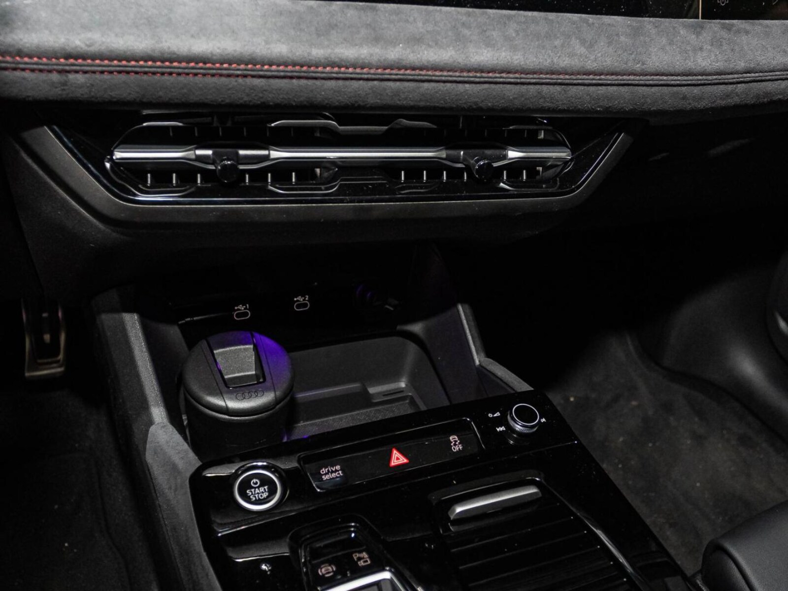 Audi Q6 e-tron – Bild 14
