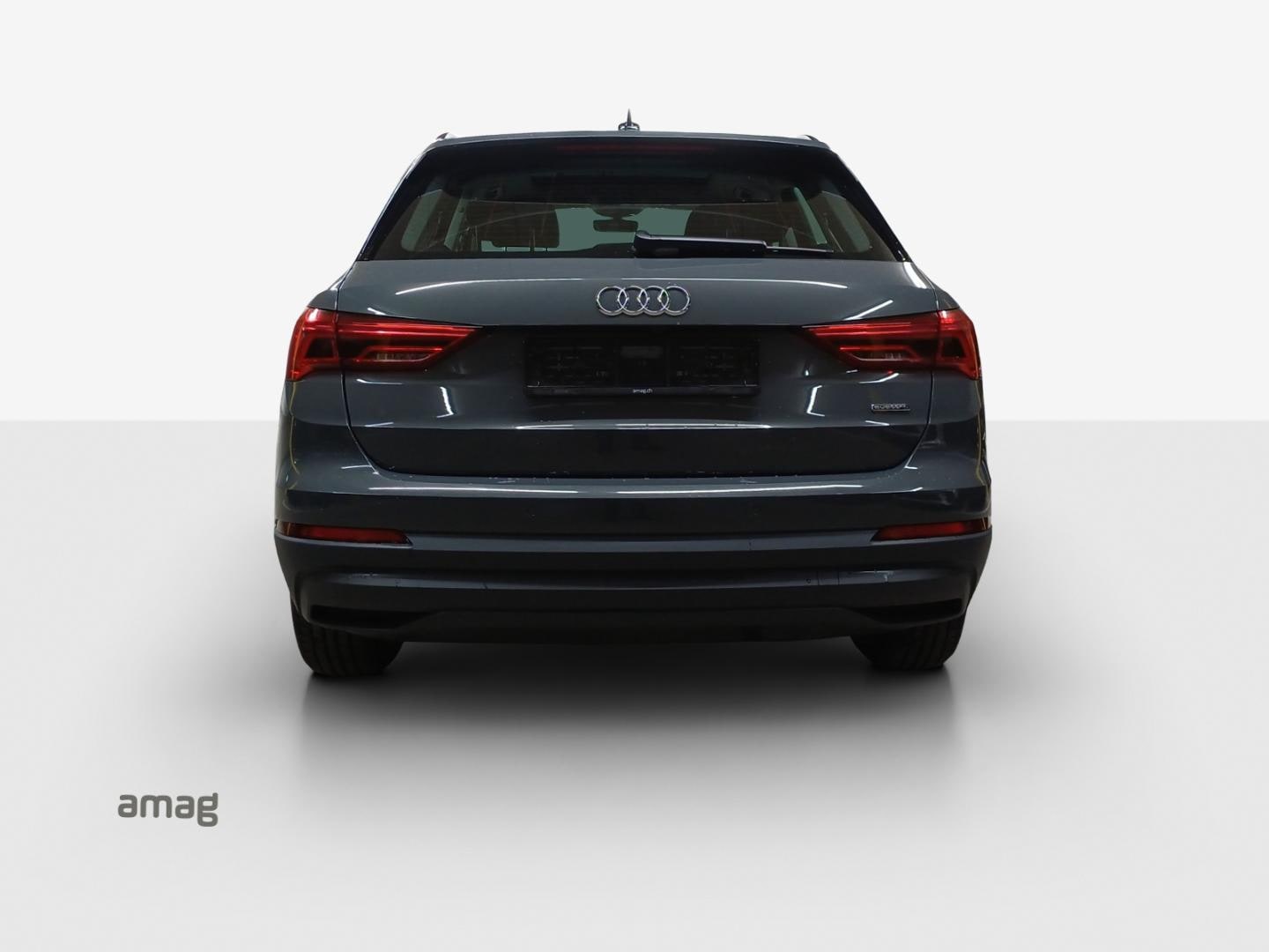Image de Audi Q3 Basis 40 TFSI quattro 140 kW (190 ch) S tronic - for more details contact your dealer