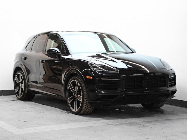 2022 Porsche Cayenne used