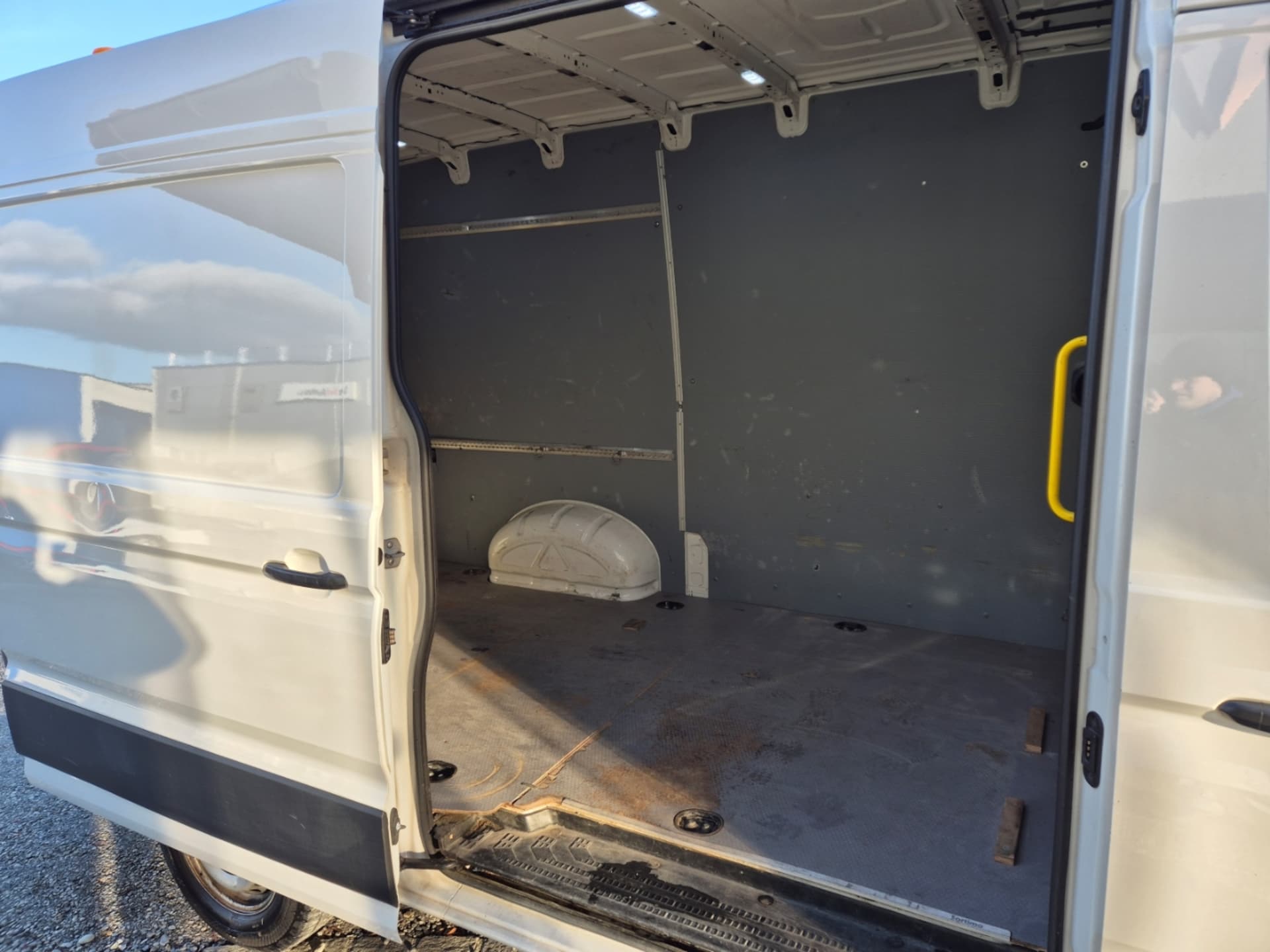 Volkswagen Crafter Kasten mittlerer Radstand