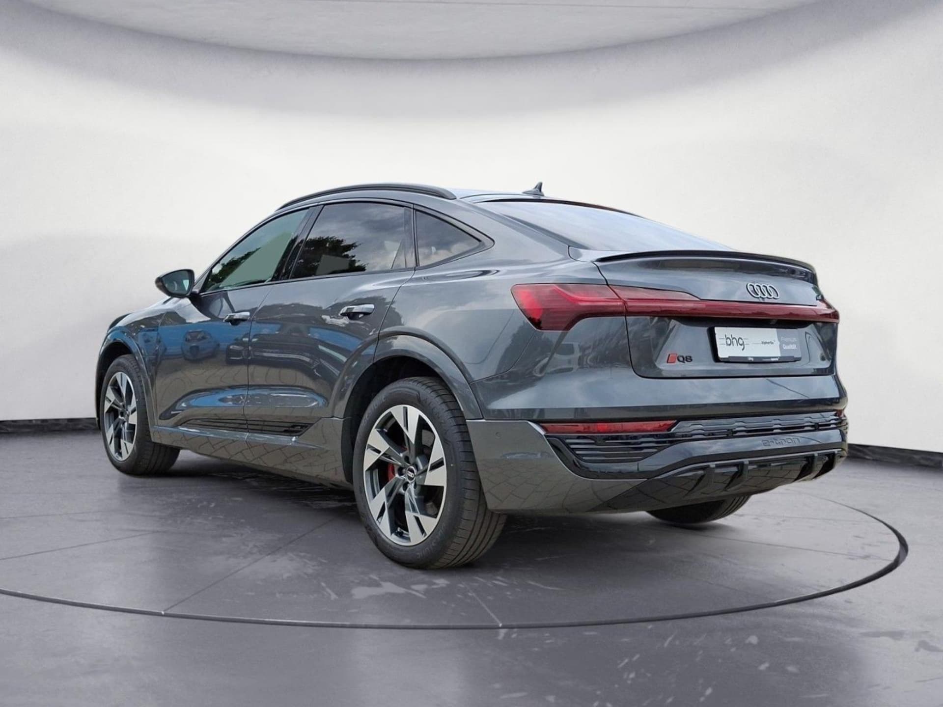 Audi Q8 Sportback e-tron S line