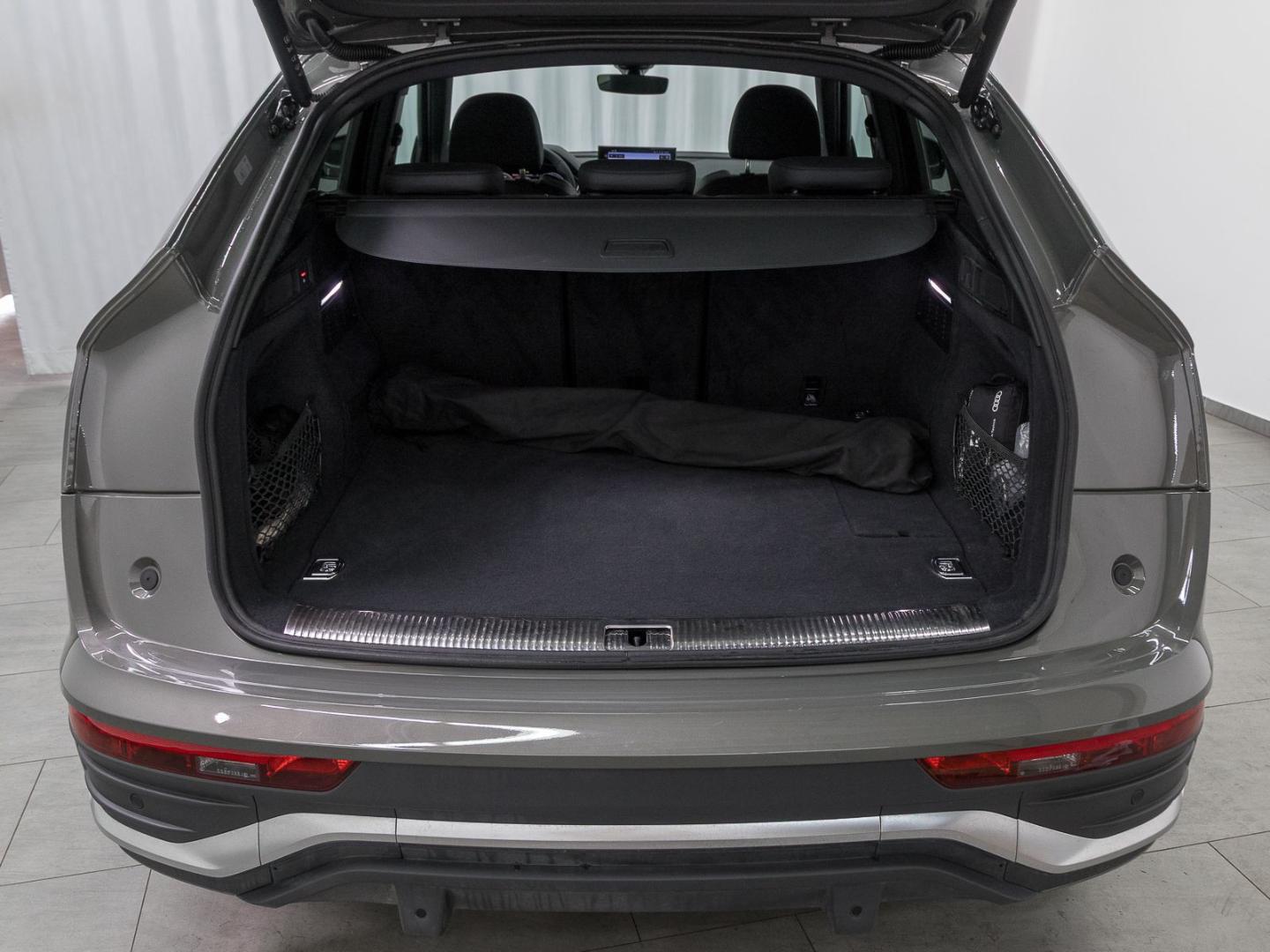 Image about Audi Q5 Sportback TFSI e S line business 50 TFSI e quattro S tronic