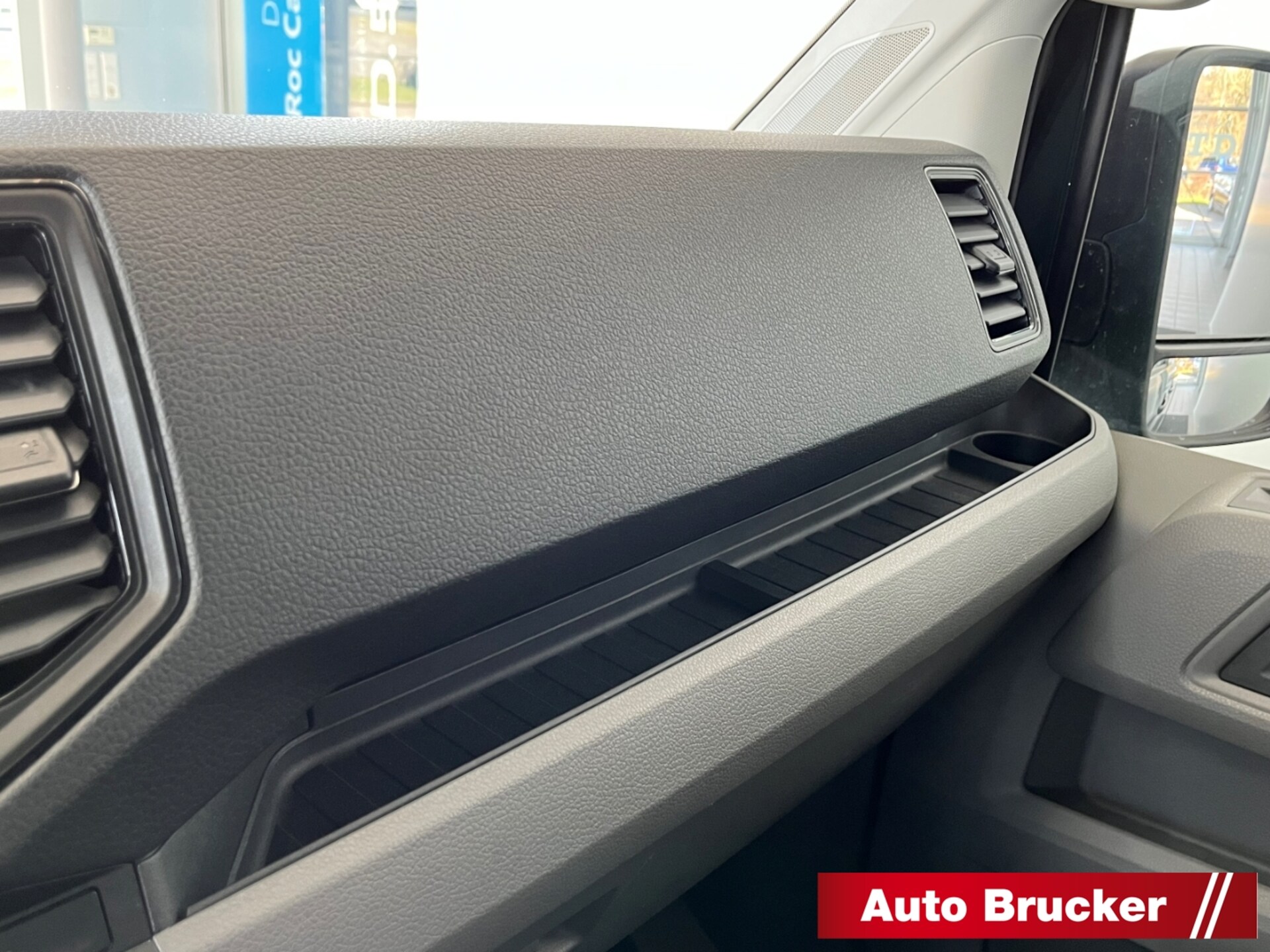 Volkswagen Crafter Kasten langer Radstand