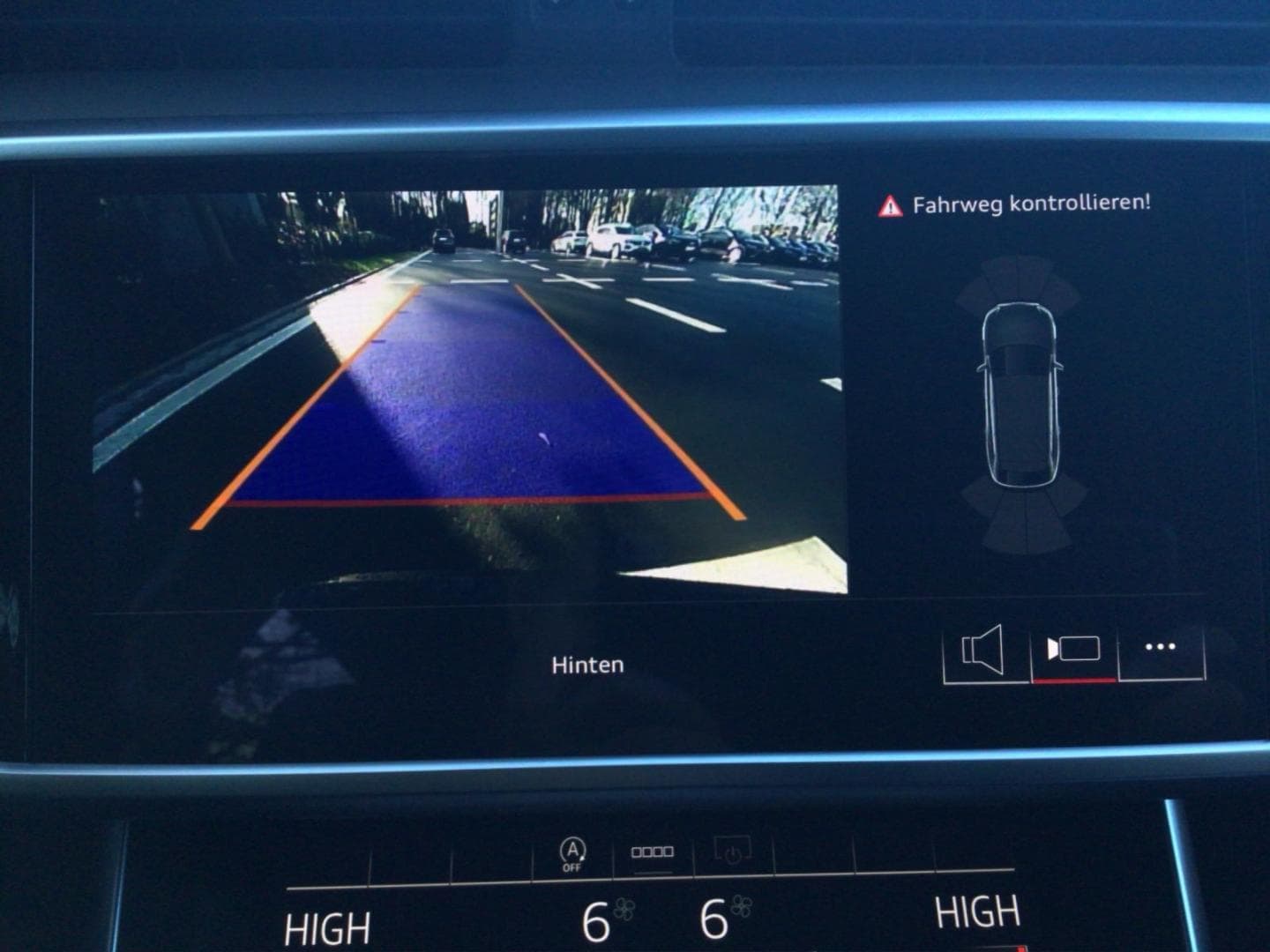 Bild über Audi S6 Avant TDI quattro tiptronic - für weitere Informationen kontaktieren Sie den Audi Partner