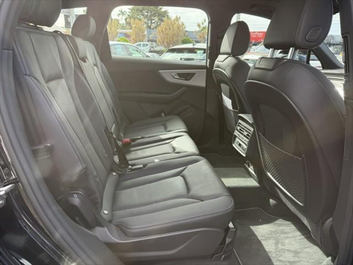 Image about Audi Q7 SUV TFSI quattro tiptronic