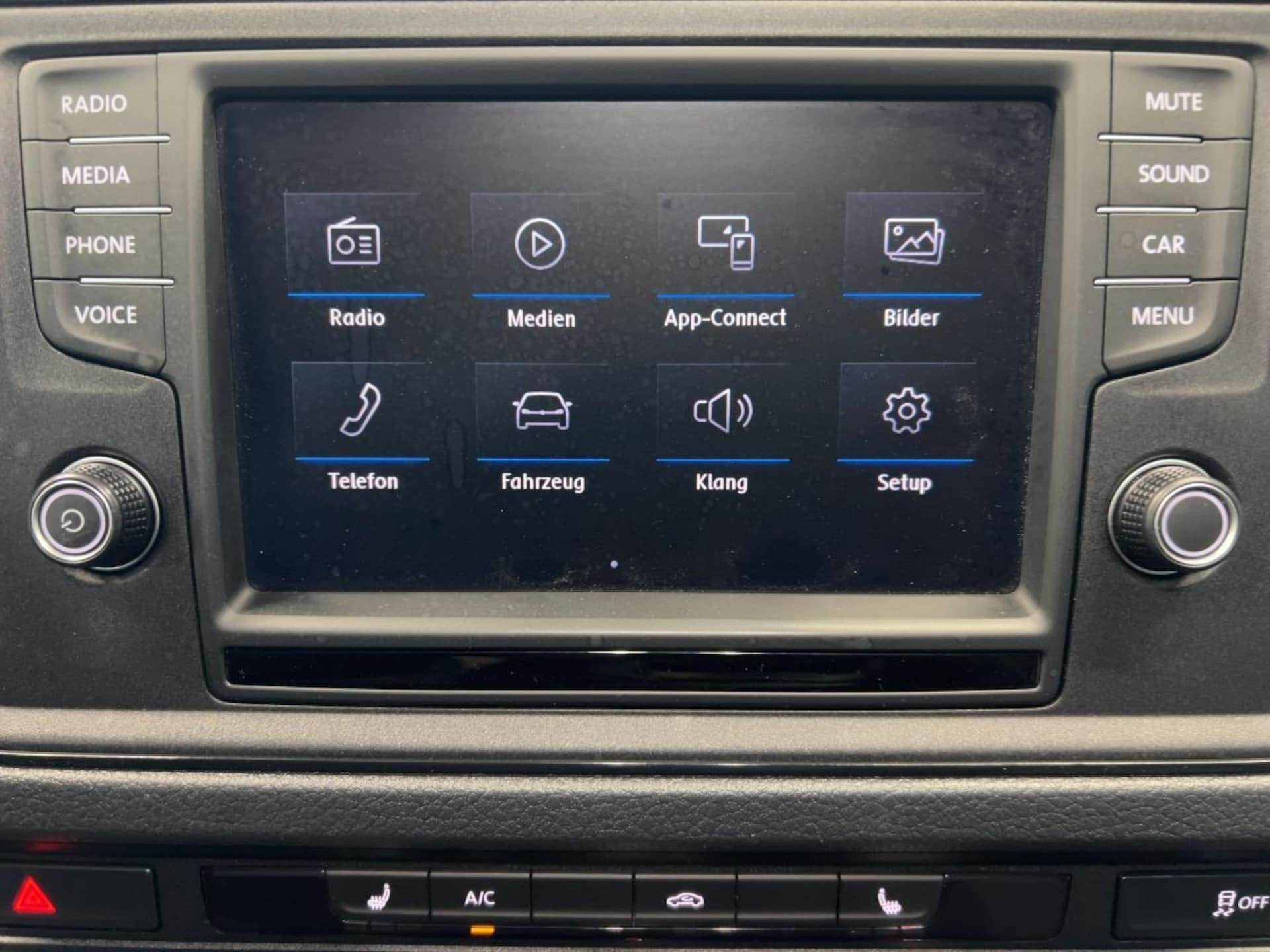 Volkswagen Crafter Kasten mittlerer Radstand