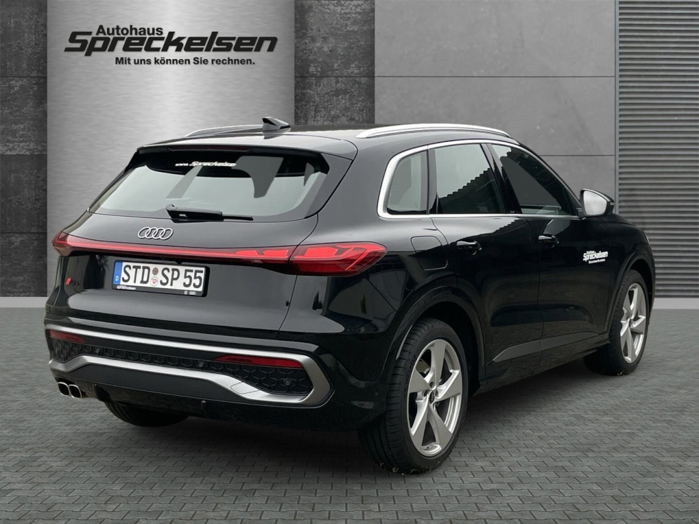 Bild über Audi Q5 SUV TDI quattro 150 kW S tronic - für weitere Informationen kontaktieren Sie den Audi Partner