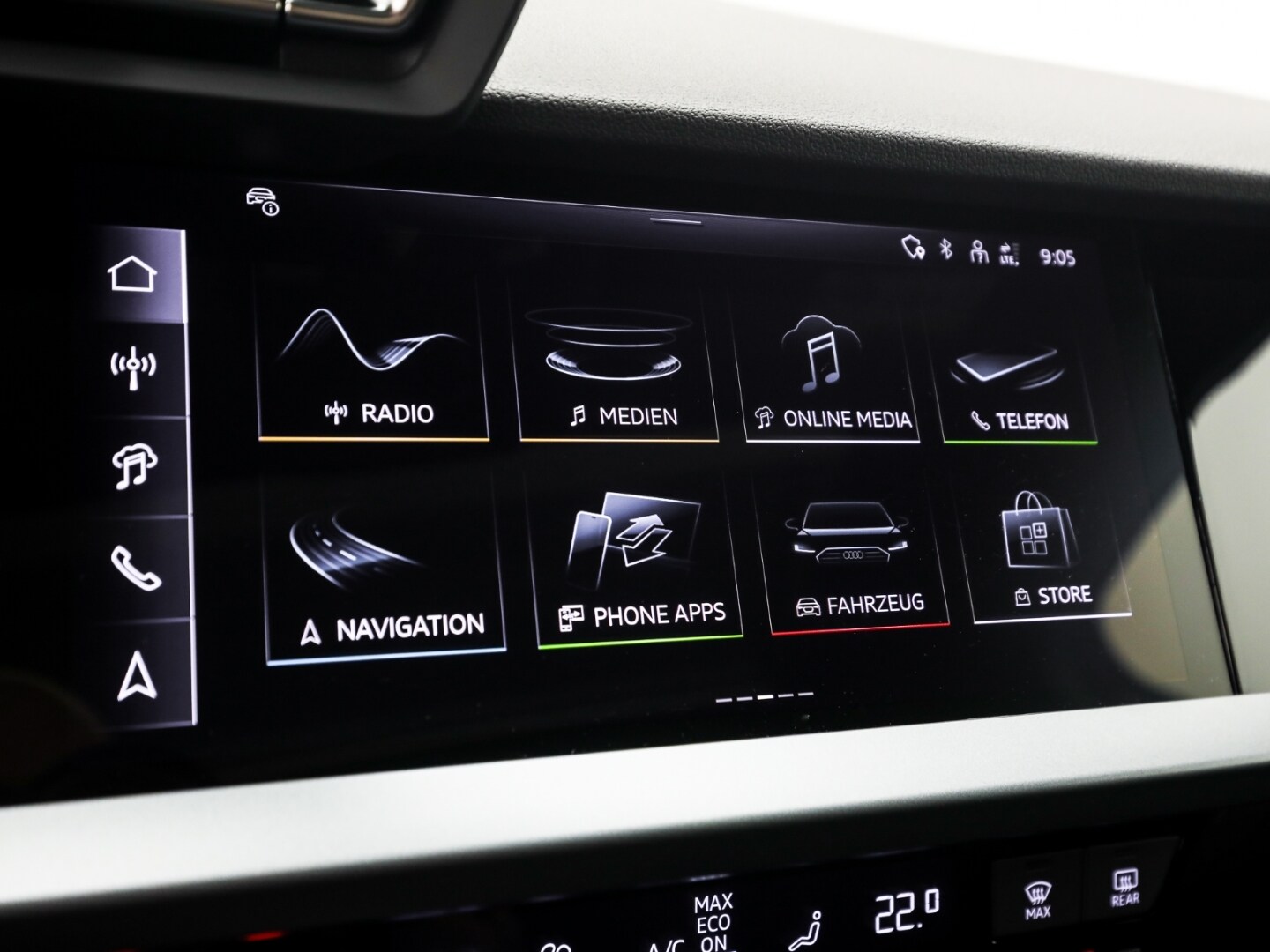 Bild über Audi A3 Sportback S line 30 TFSI S tronic - für weitere Informationen kontaktieren Sie den Audi Partner
