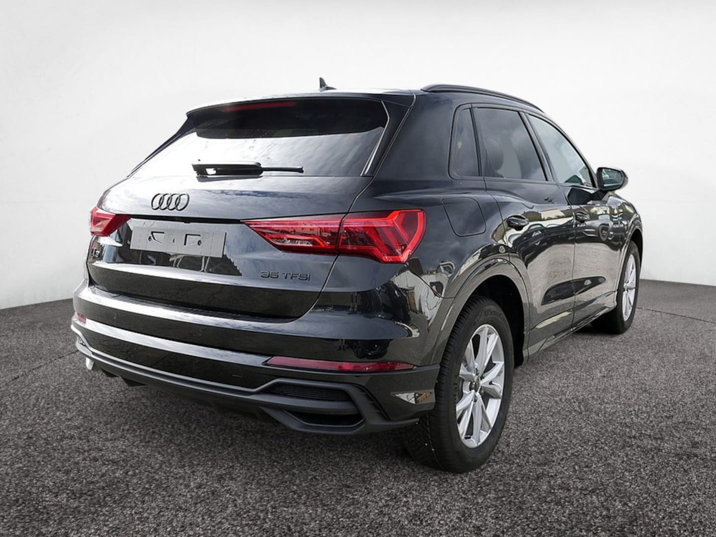 Bild über Audi Q3 TFSI 110 kW S tronic - für weitere Informationen kontaktieren Sie den Audi Partner