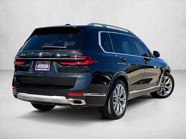 2023 BMW X7