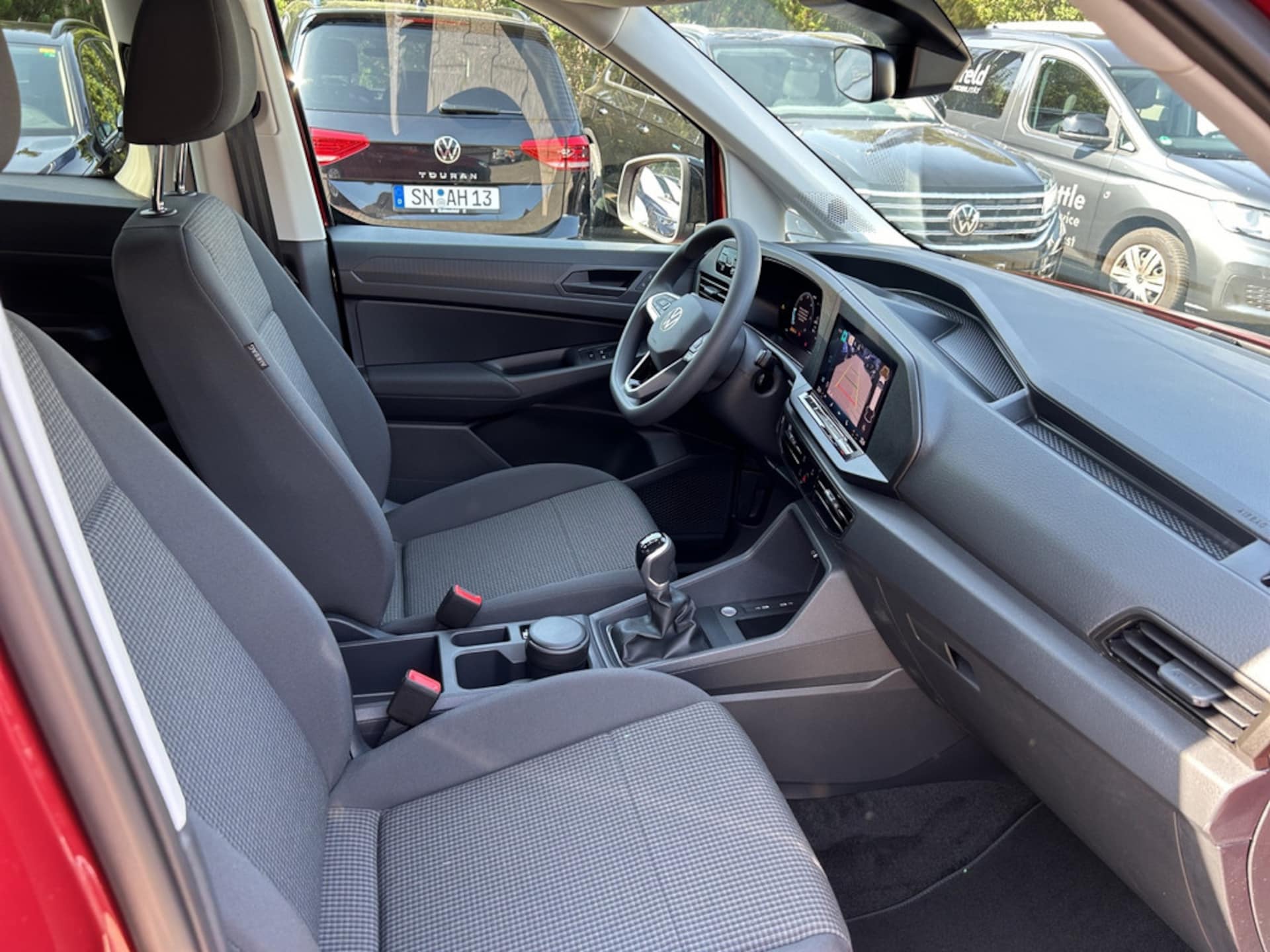 Volkswagen Caddy Basis-Modell