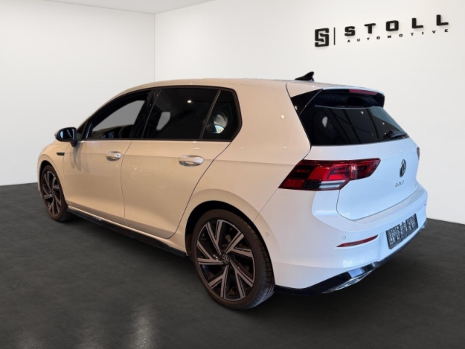 Volkswagen Golf R-Line