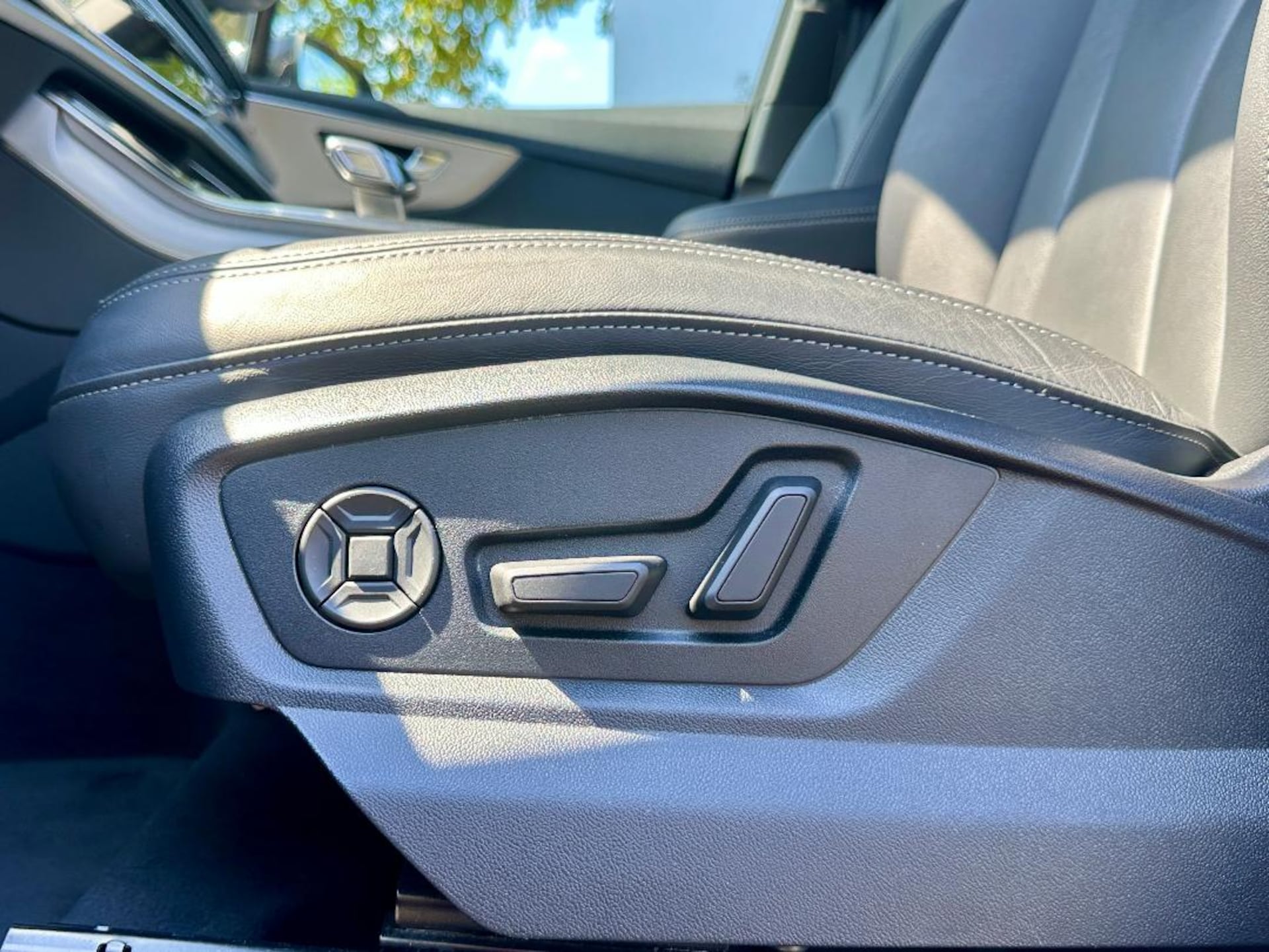 Audi Q7 SUV TFSI e S line