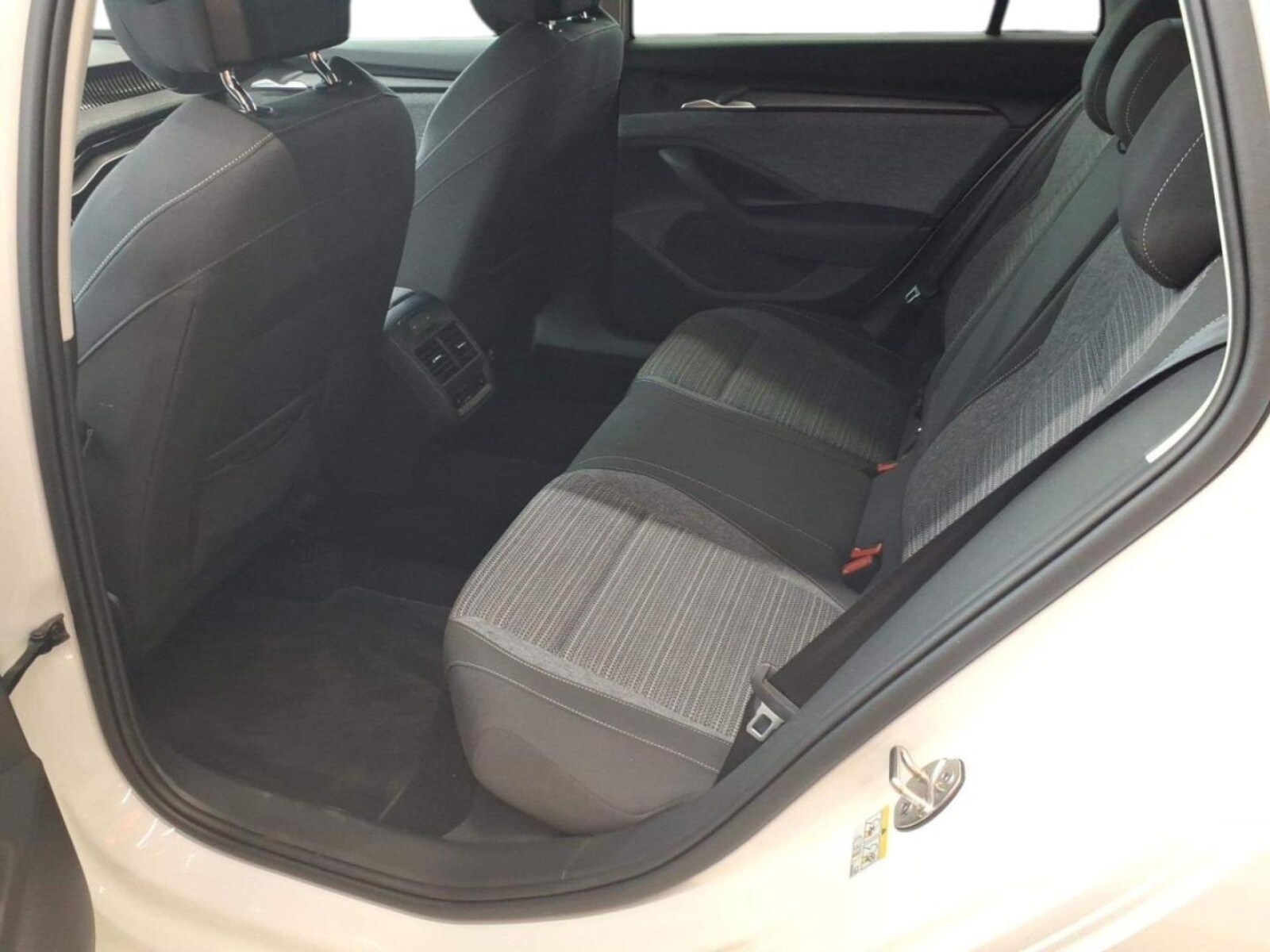 Škoda Superb Combi – Bild 5