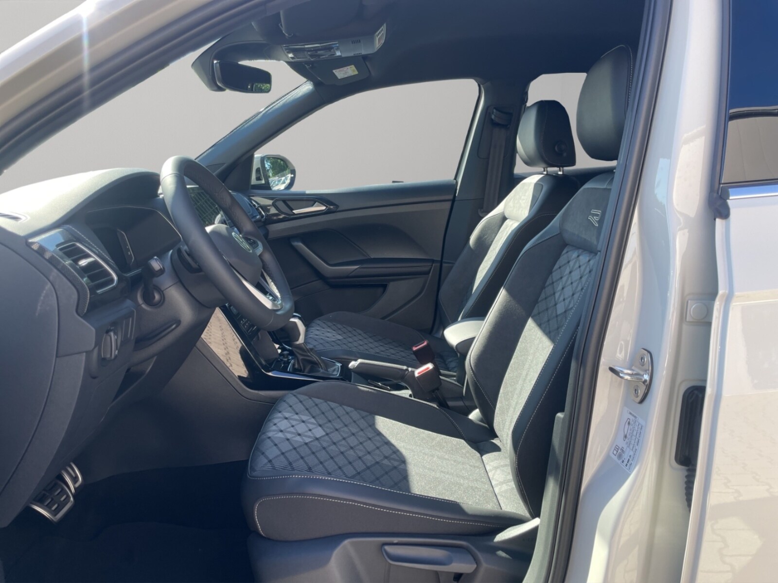 Volkswagen T-Cross – Bild 7