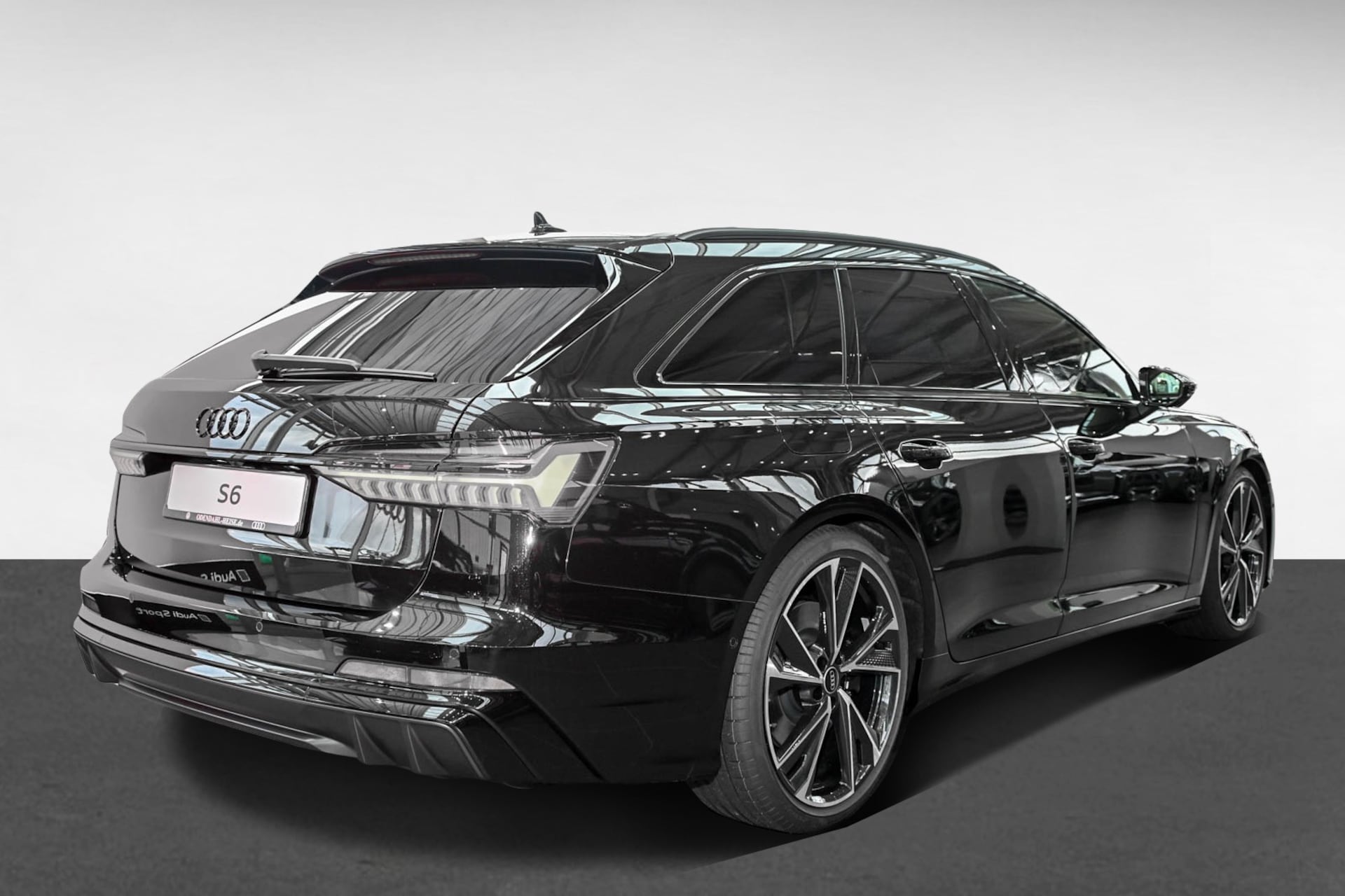 Audi S6 Avant