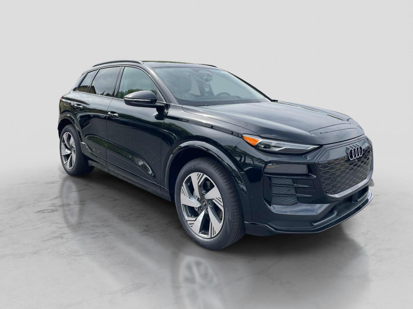 2025 Audi Q6 e-tron Premium quattro's photo
