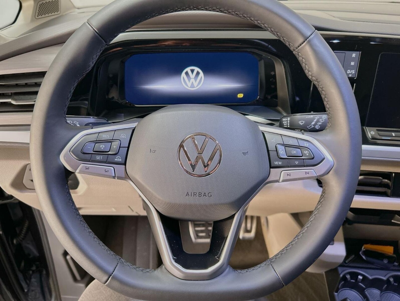 Volkswagen Multivan Langversion – Bild 9