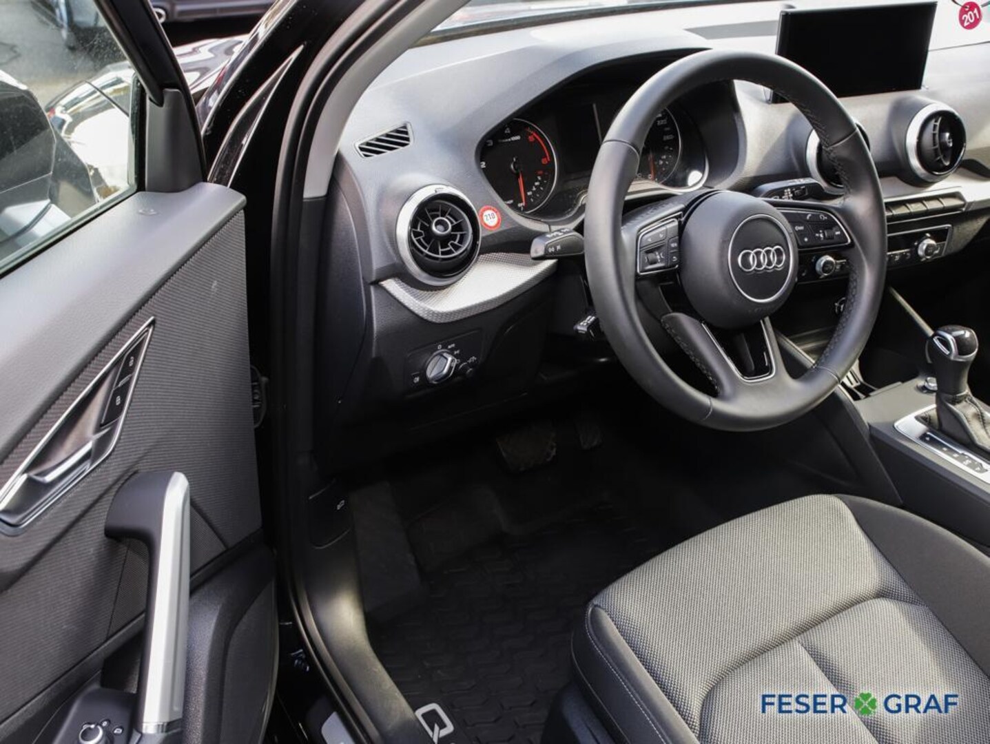 Bild über Audi Q2 30 TDI S tronic - für weitere Informationen kontaktieren Sie den Audi Partner
