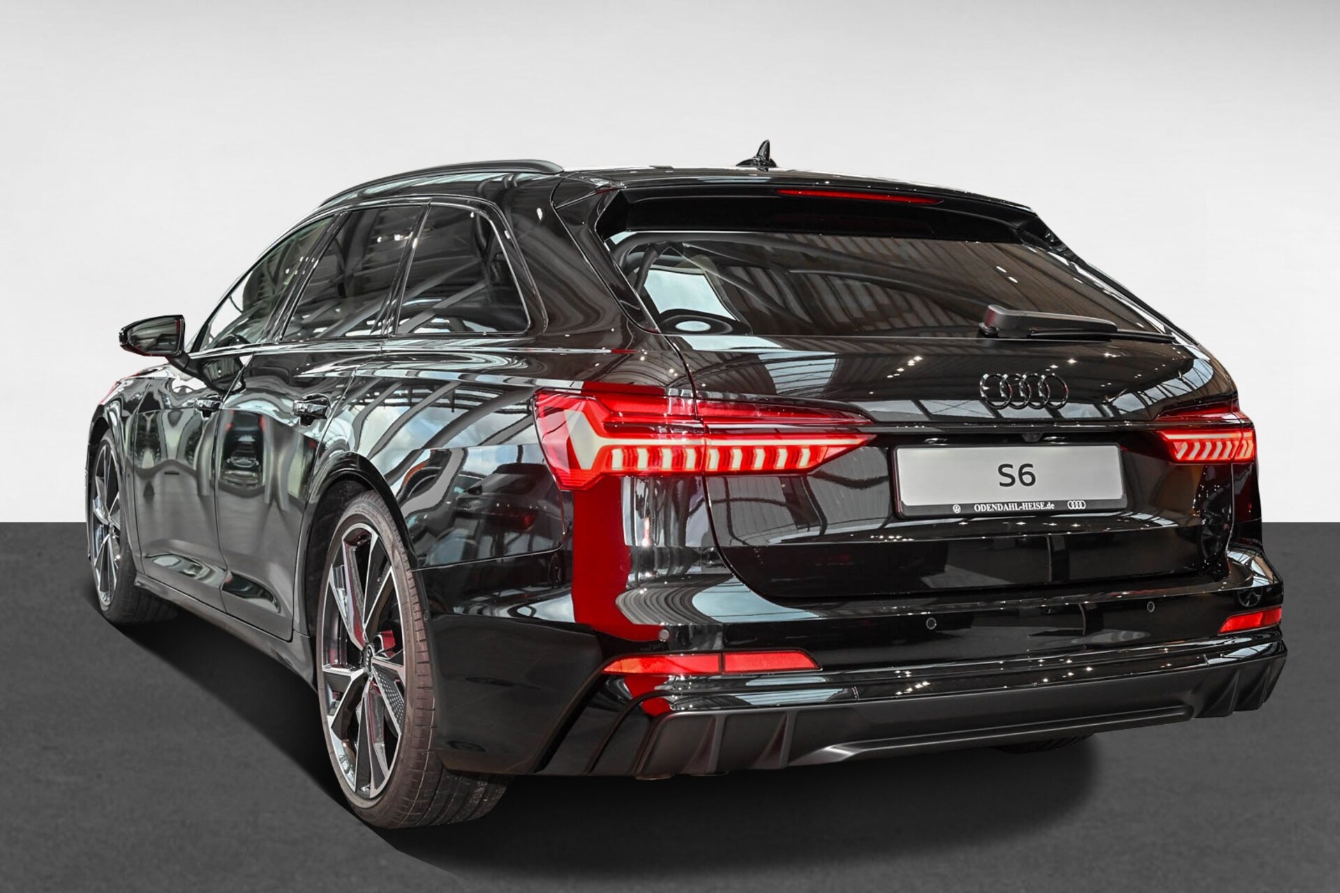 Audi S6 Avant