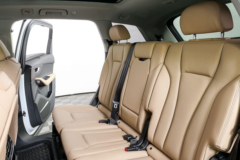 2025 Audi Q7 Premium Plus - Photo 22