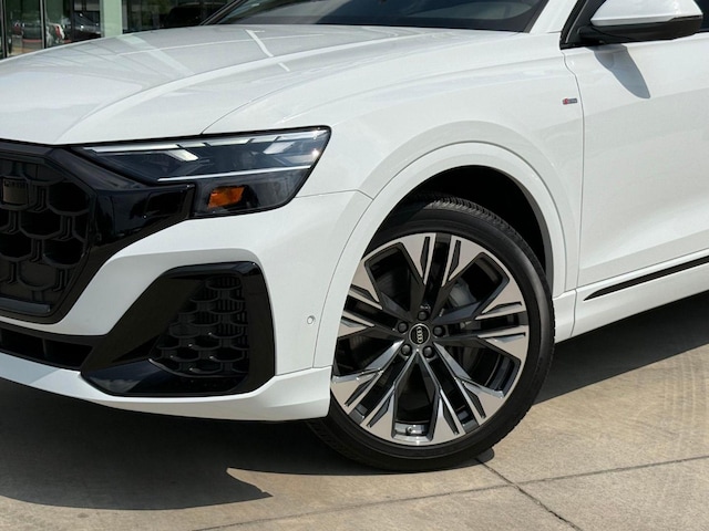 2026 Audi Q8