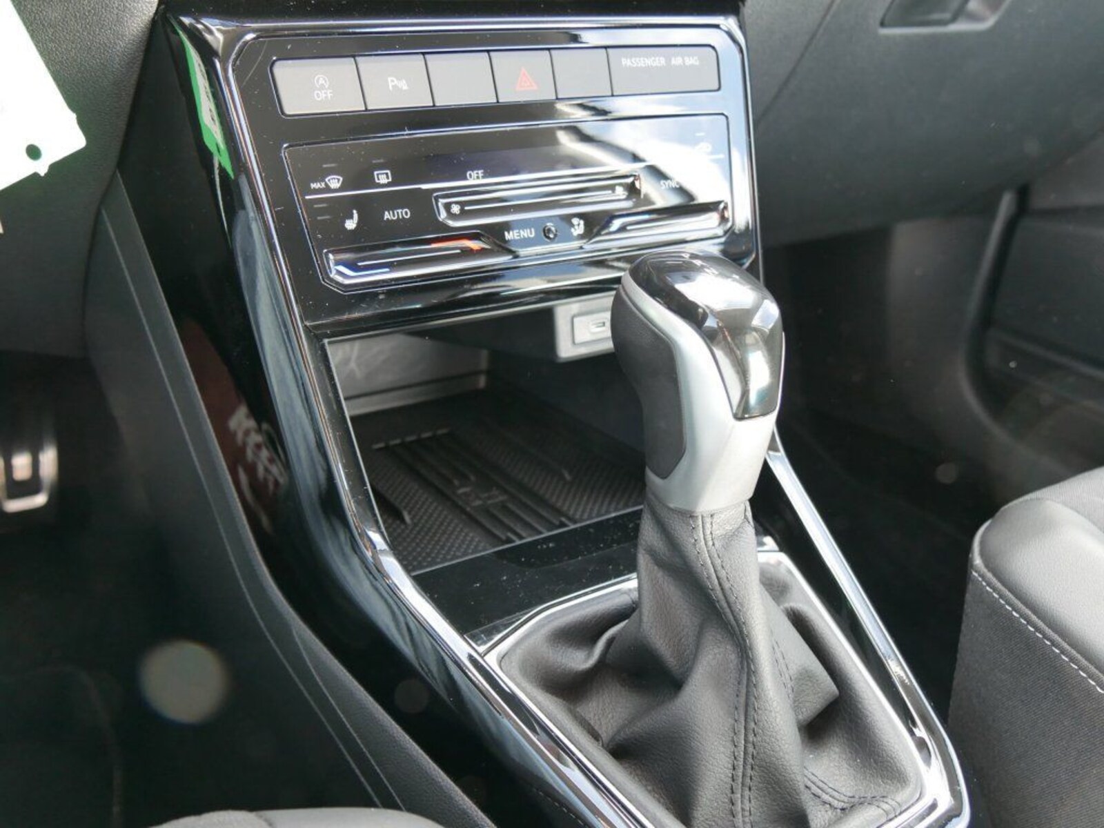 Volkswagen T-Cross – Bild 13