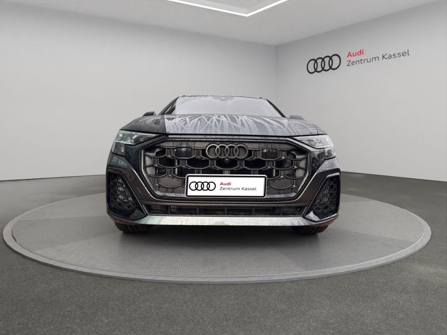 Bild über Audi SQ8 SUV TFSI quattro tiptronic - für weitere Informationen kontaktieren Sie den Audi Partner