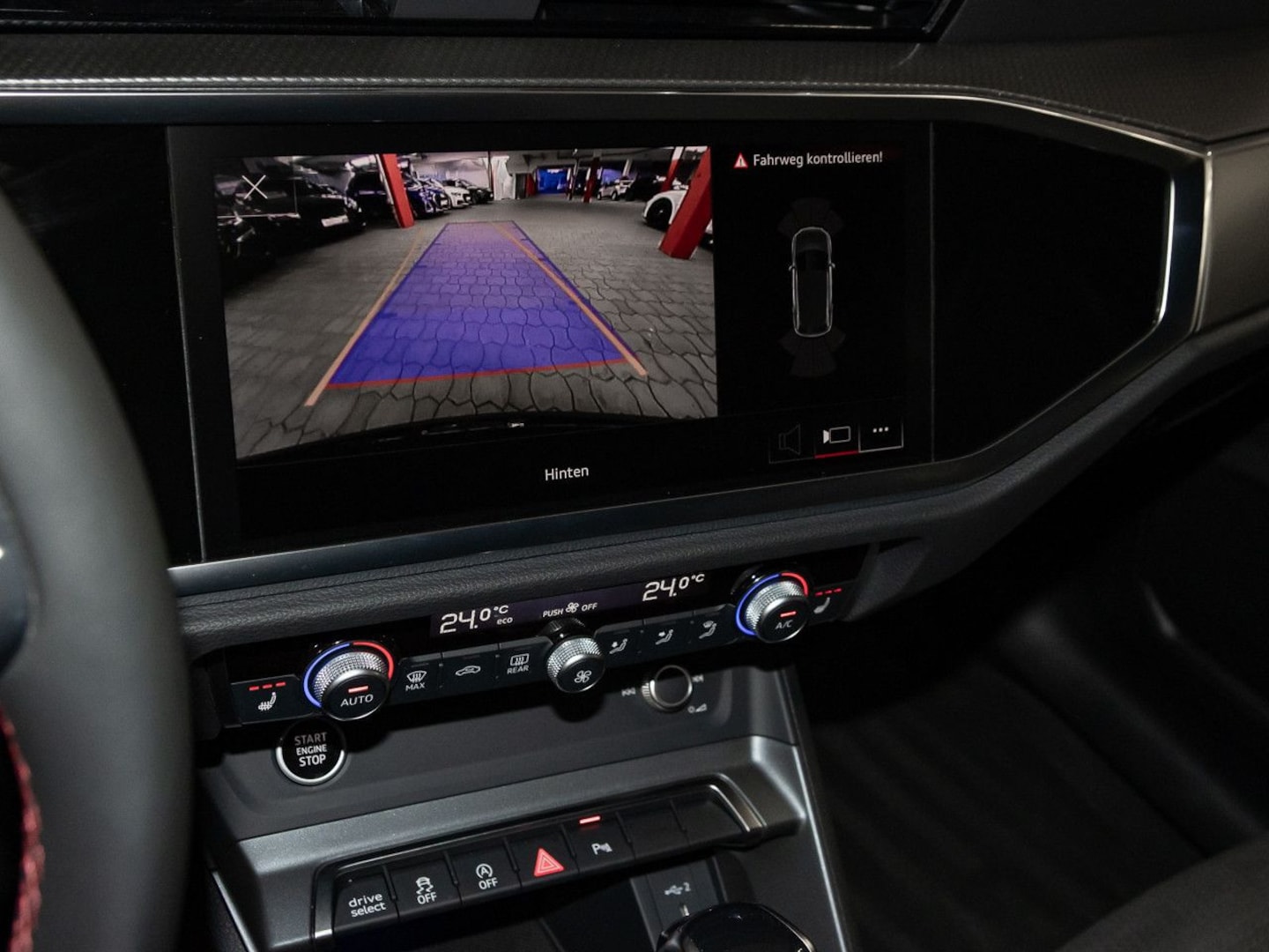 Bild über Audi Q3 TFSI quattro 140 kW S tronic - für weitere Informationen kontaktieren Sie den Audi Partner