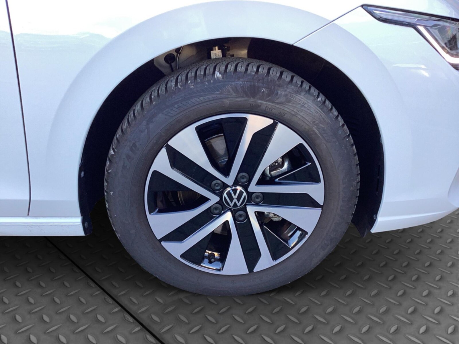 Volkswagen Golf – Bild 8