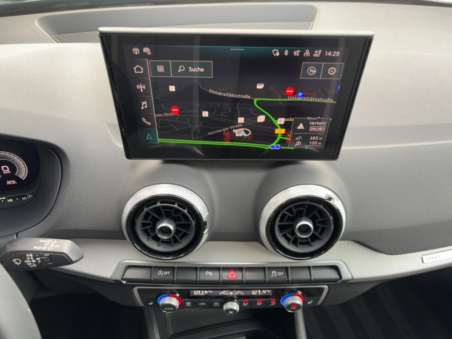 Bild über Audi Q2 advanced 30 TDI Schaltgetriebe - für weitere Informationen kontaktieren Sie den Audi Partner