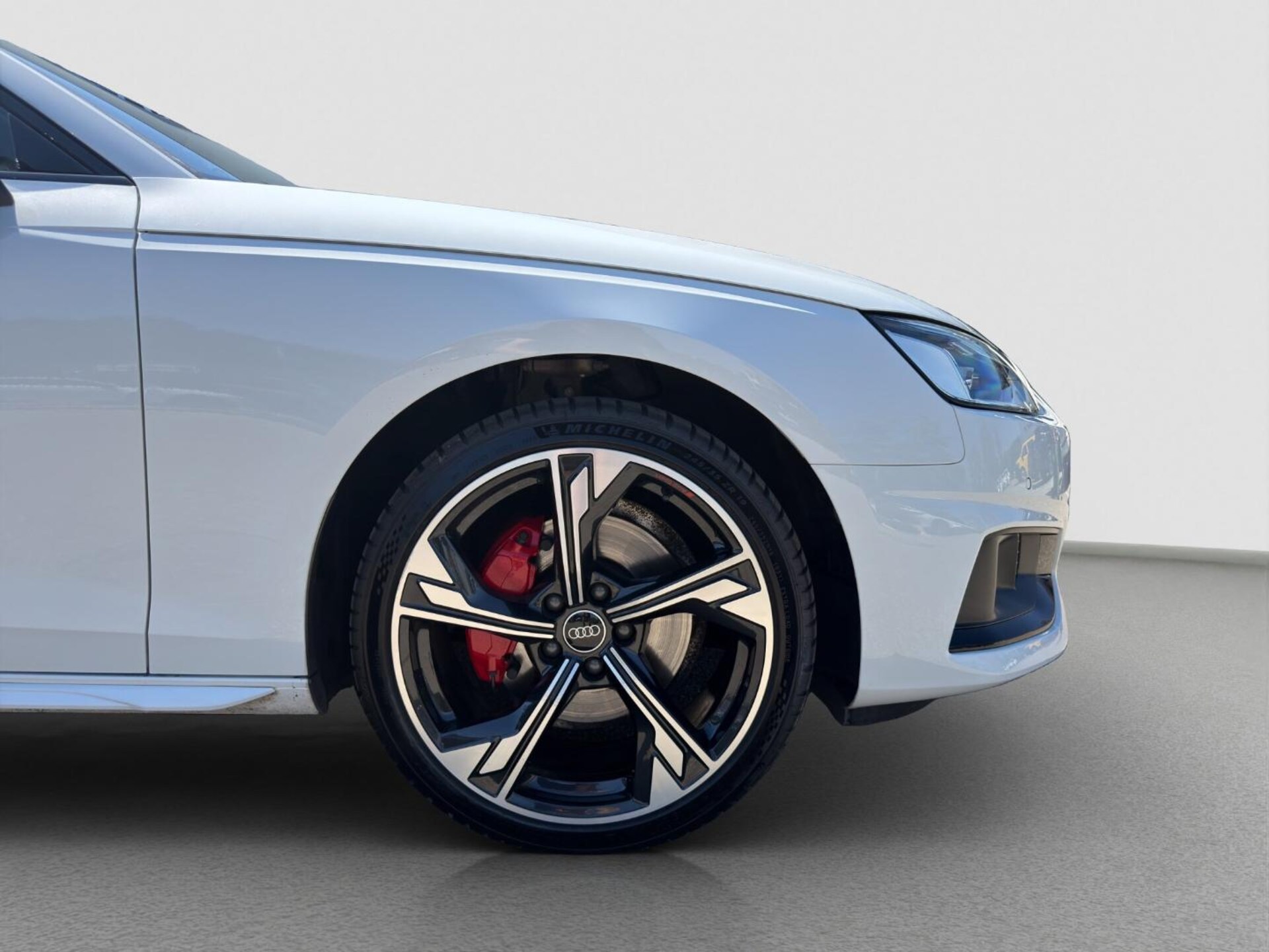 Audi A4 Avant Advanced