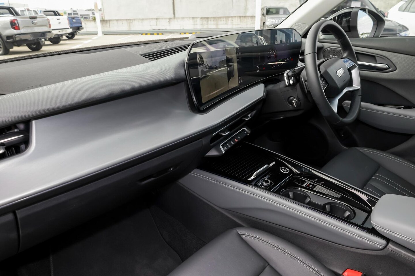 Image about Audi Q3 SUV TFSI 110 kW launch edition