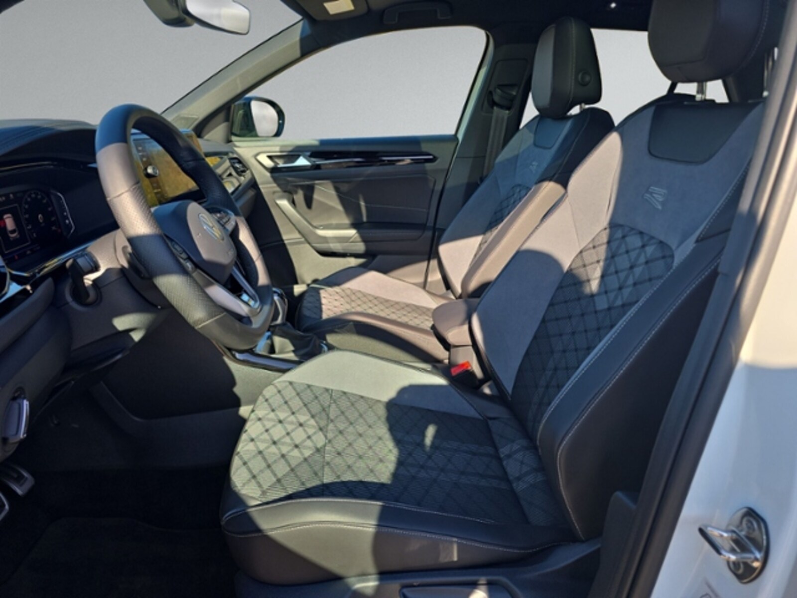Volkswagen T-Roc – Bild 8