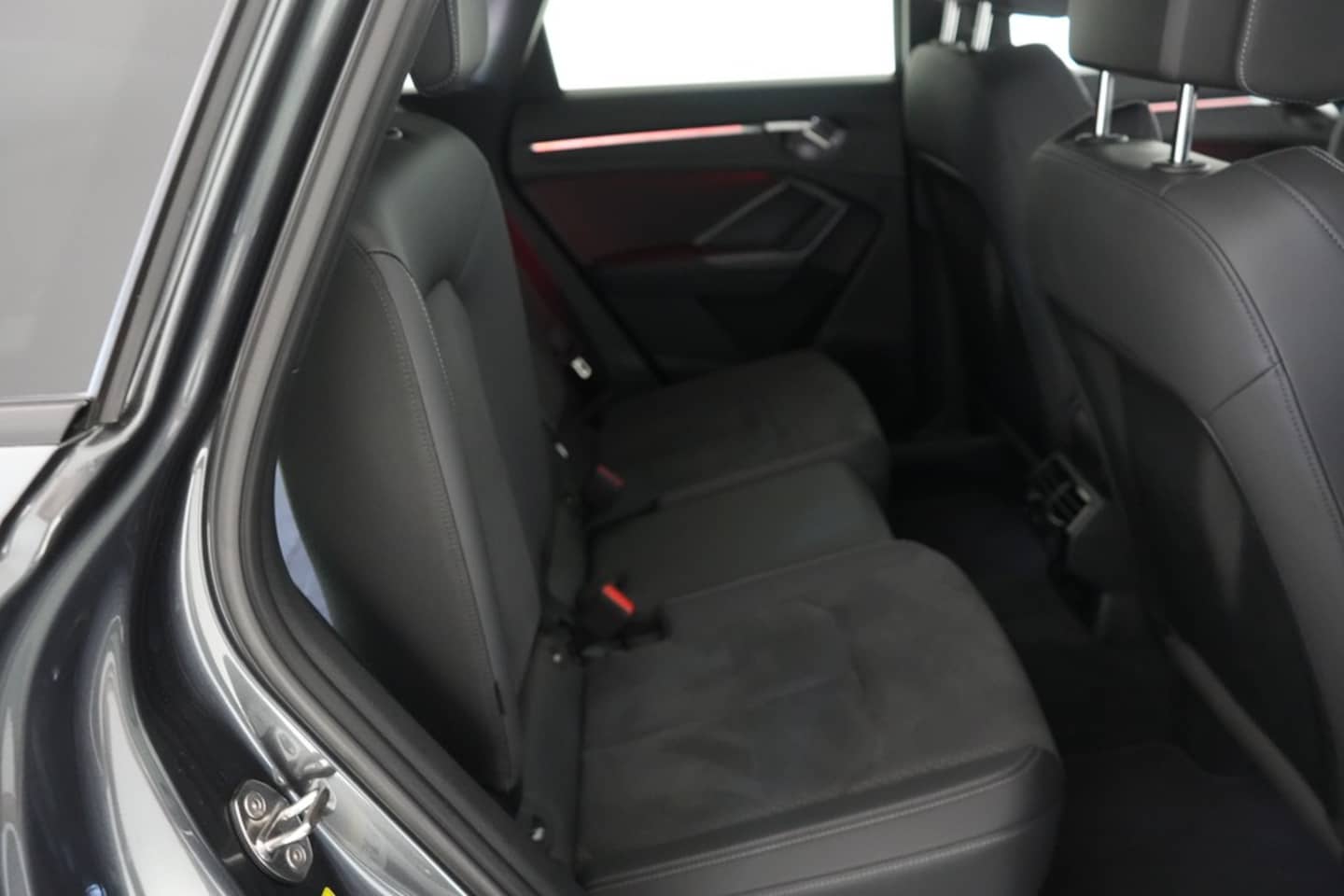 Bild über Audi Q3 TDI quattro 142 kW S tronic - für weitere Informationen kontaktieren Sie den Audi Partner