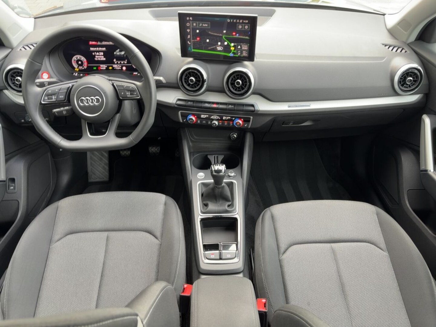 Bild über Audi Q2 advanced 30 TDI Schaltgetriebe - für weitere Informationen kontaktieren Sie den Audi Partner