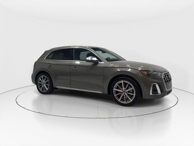 Used 2023 Audi SQ5 Premium Plus with VIN WA1B4AFY5P2042656 for sale in Kansas City