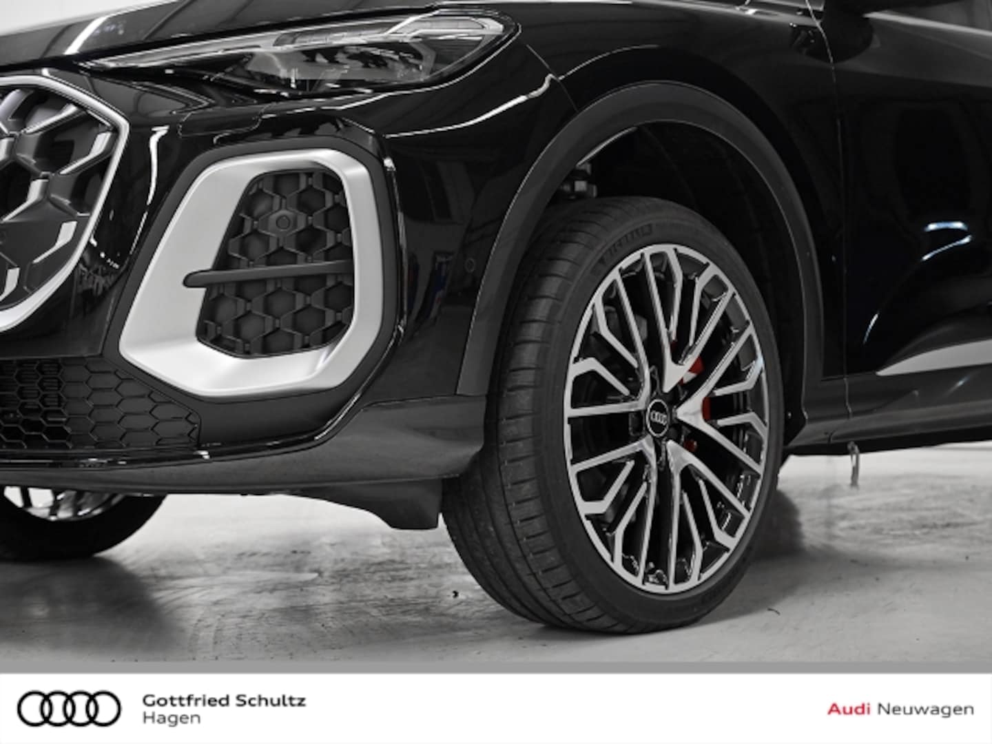 Bild über Audi SQ5 SUV TFSI 270 kW S tronic - für weitere Informationen kontaktieren Sie den Audi Partner