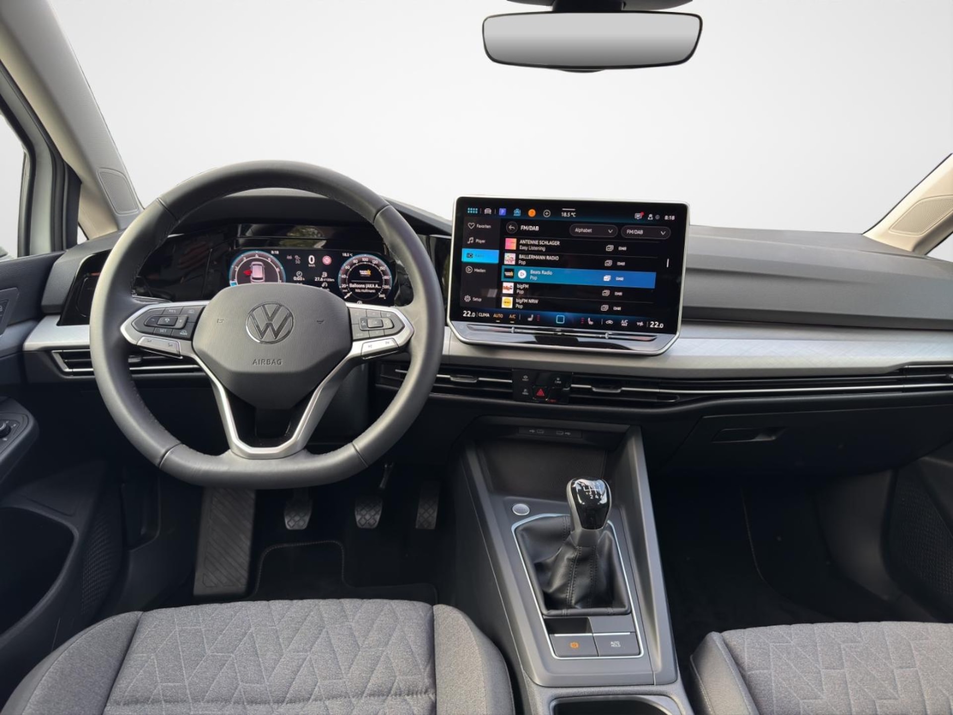 Volkswagen Golf Life