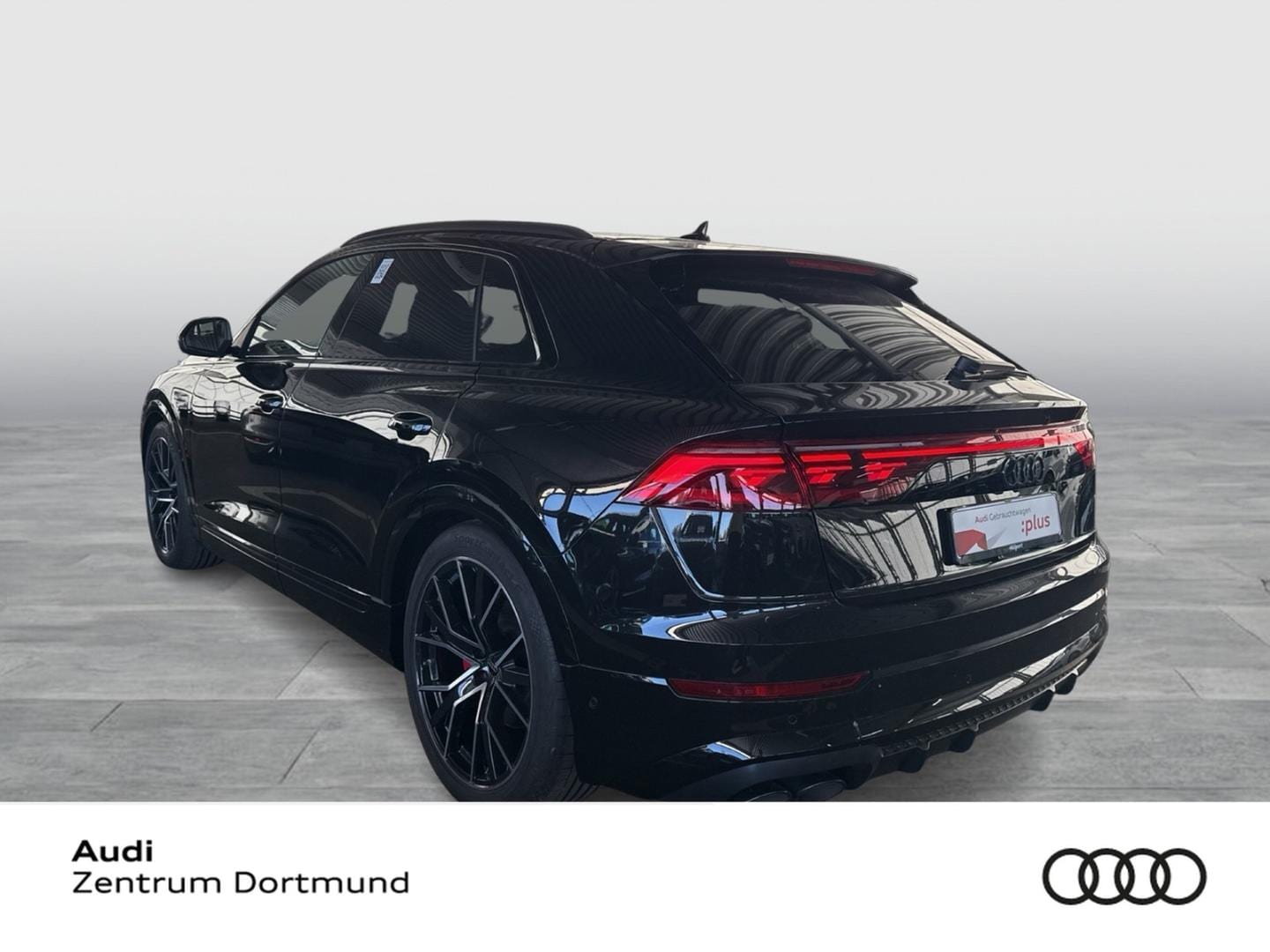 Bild über Audi SQ8 SUV TFSI quattro tiptronic - für weitere Informationen kontaktieren Sie den Audi Partner