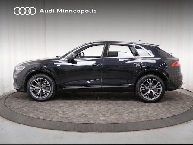2021 Audi Q8