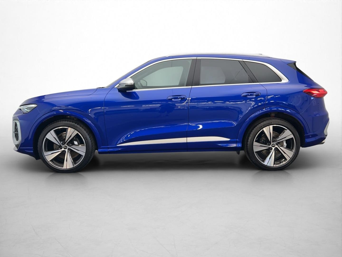 Bild über Audi SQ5 SUV TFSI 270 kW S tronic - für weitere Informationen kontaktieren Sie den Audi Partner