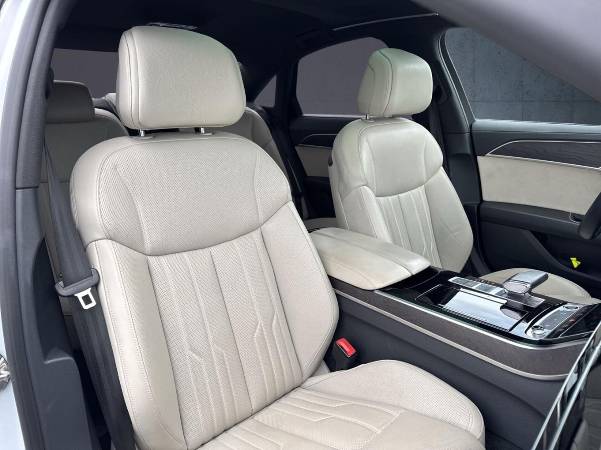 Audi A8 TFSI e