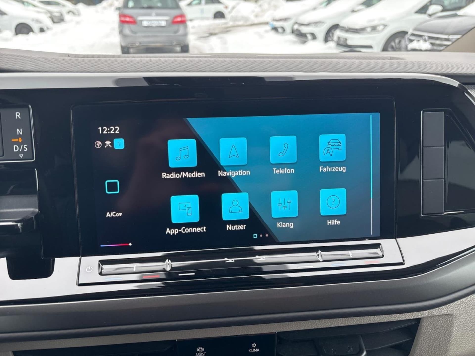 Volkswagen Multivan Basis-Modell