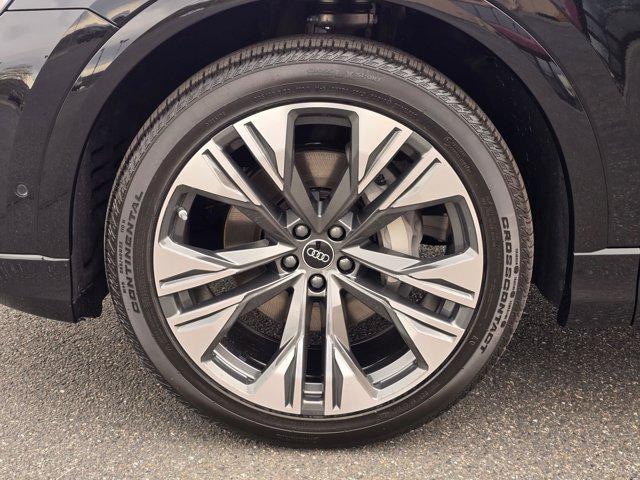 2026 Audi Q8 Premium Plus - Photo 8