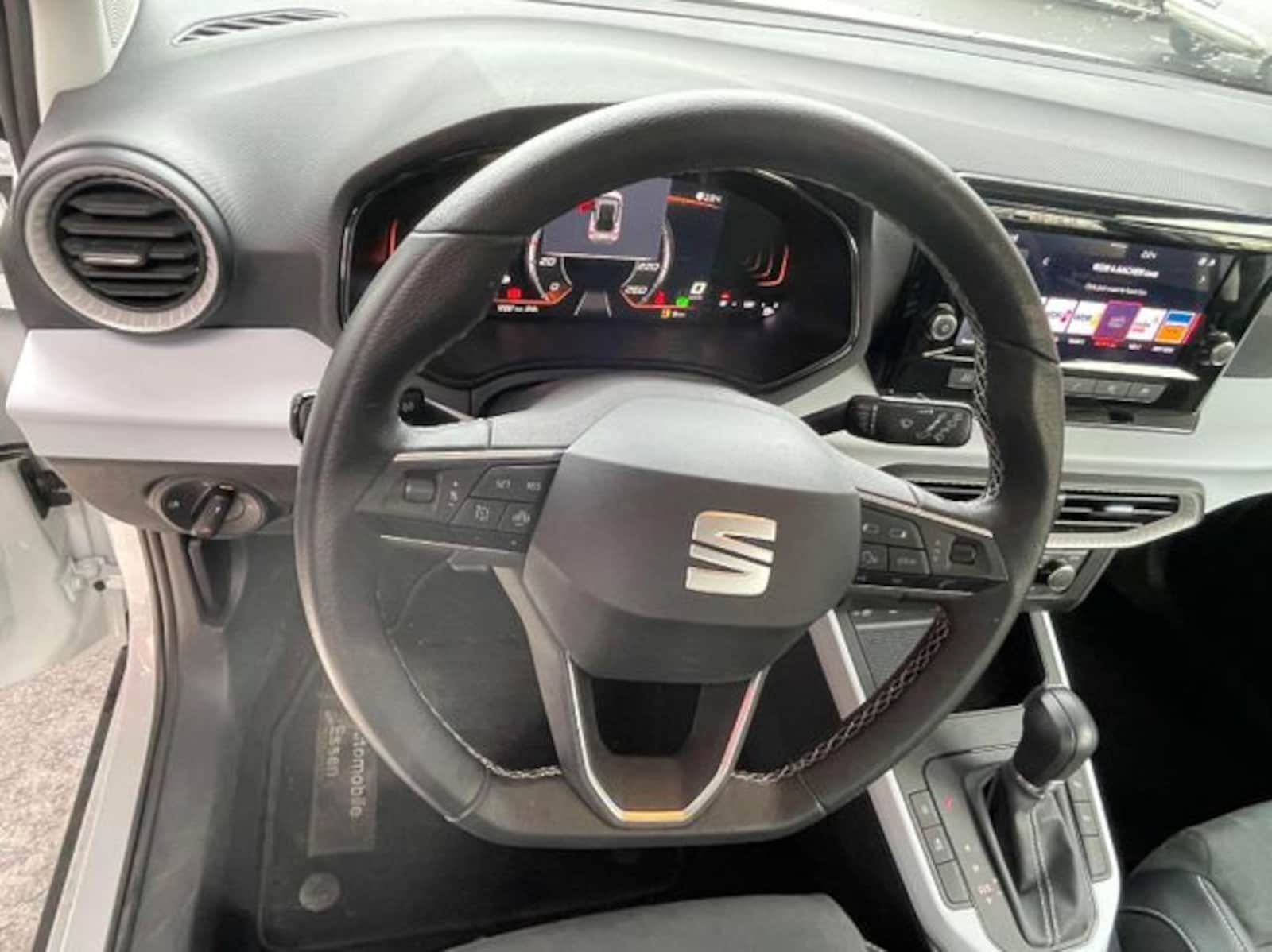 SEAT Arona – Bild 13